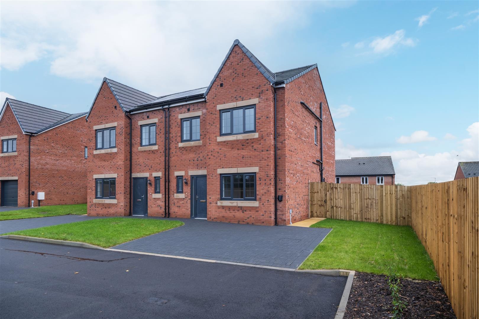 4 bedroom  Terraced House for Sale in Winsford